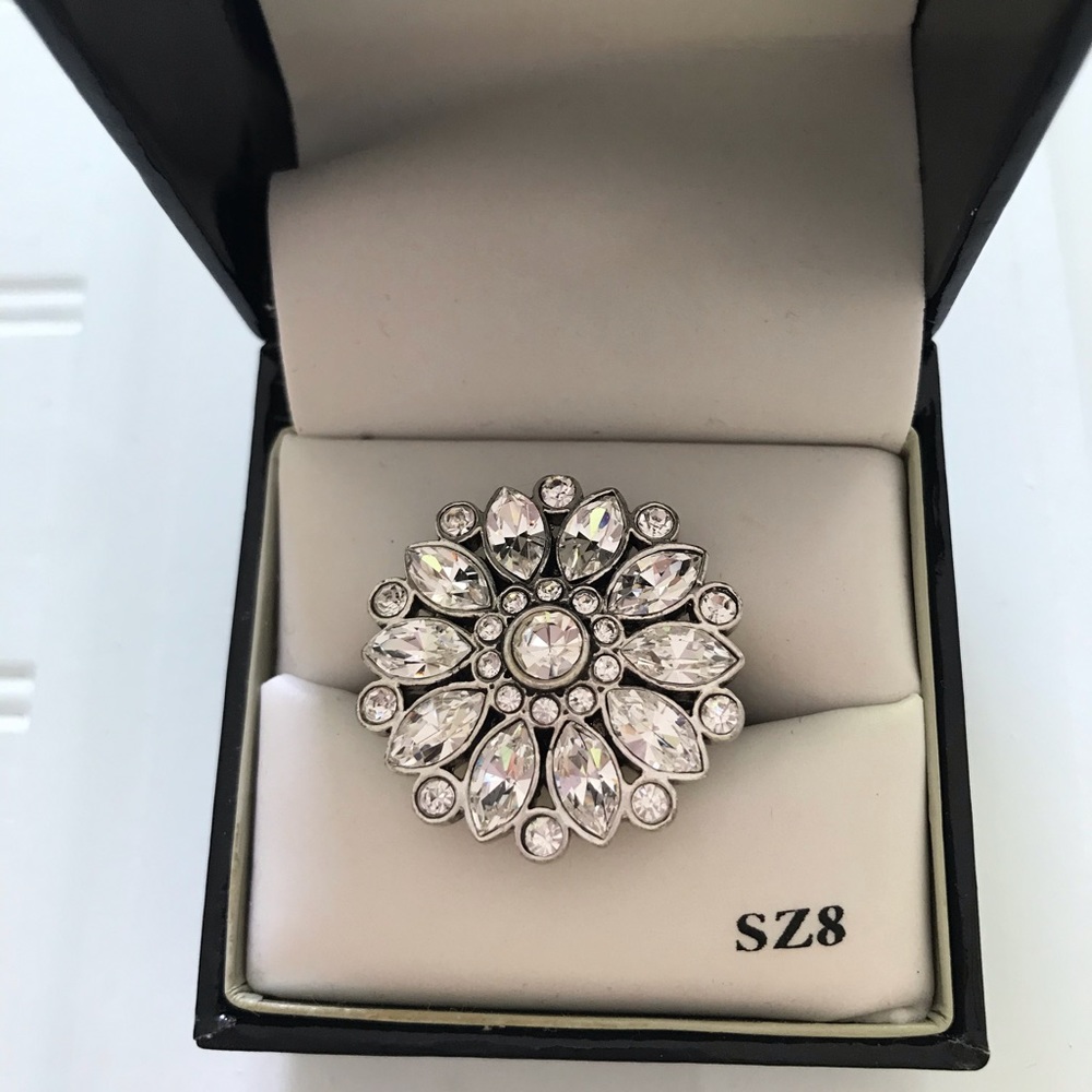 BRAND NEW IN BOX COCKTAIL RING